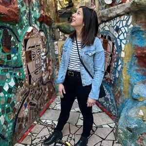 Meet your Posher, B. rose